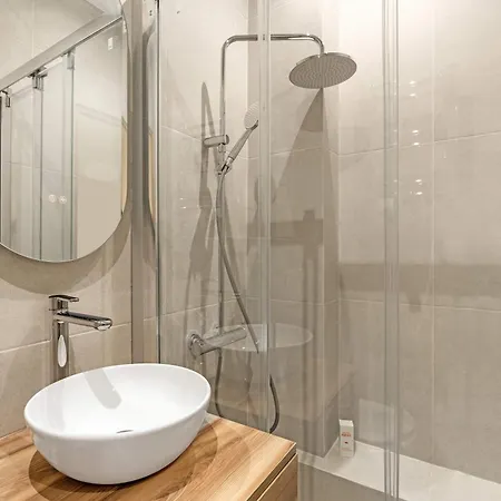 Luxury Batignolles- 17e Appartement Parijs